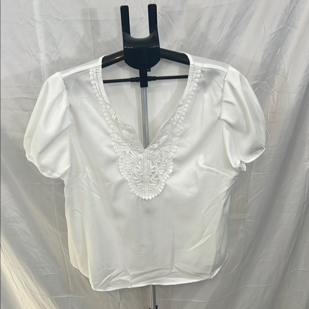 Elegant White Embroidered Women's Top